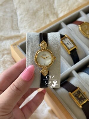 16cab6c4-fc41-45f0-a5bc-1464d68429de Ieke original 🖤