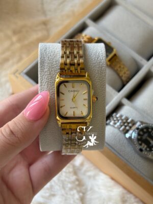 7cc03dde-d434-4c69-a0f5-1d233b960886 Casio ✨